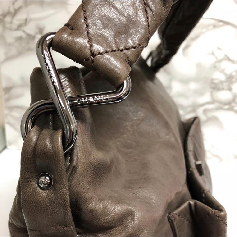 Chanel 8 Knot Collection Lambskin Shoulder Bag